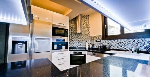 Villa St. Nicolas & Theano