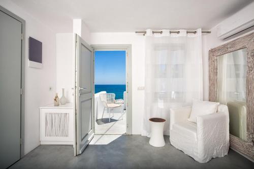 Blue Sand Hotel