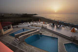 Dedalos Beach Hotel
