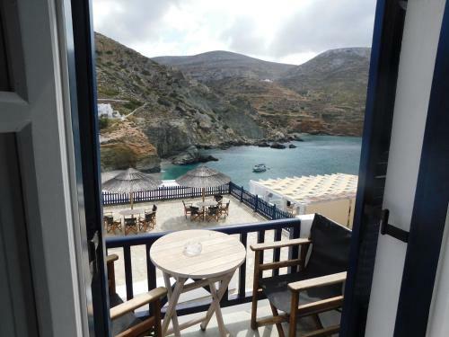 Bed & Breakfast ?ymanemi Folegandros