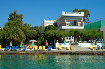 Aparthotel Polydoros