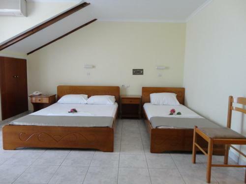 Hotel Montes Apartments & Studios