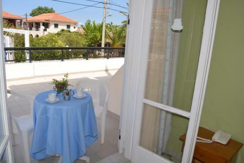 Hotel Montes Apartments & Studios