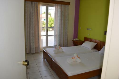 Hotel Montes Apartments & Studios