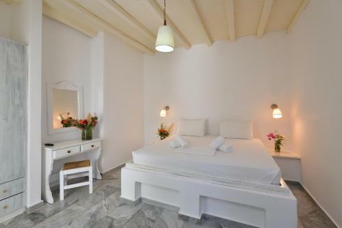 Hotel Surfing Beach Village Paros