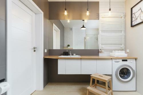 Apartments Harmonica Trynitarska By Renters