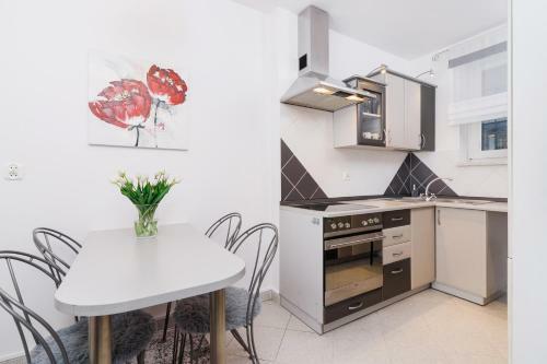 Apartments Cracow Ruczaj By Renters