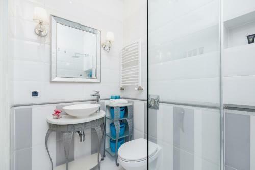Modern Apartment Lubicz Krak�w By Renters