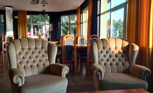 Hotel Pierwsze Pi?tro Restauracja&noclegi