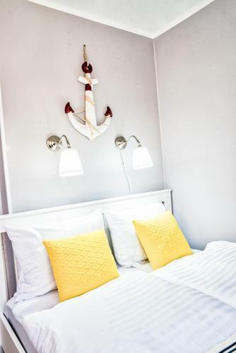 Morning Star Apartments