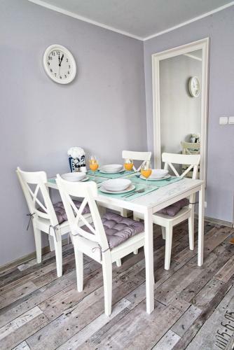 Morning Star Apartments