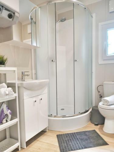 Luxury Camp - 150 M Od Suntago Park