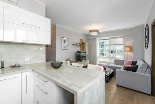 Apartments Poznan Towarowa By Renters