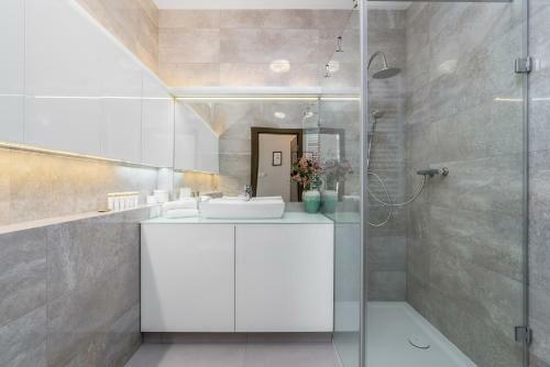Apartments Poznan Towarowa By Renters