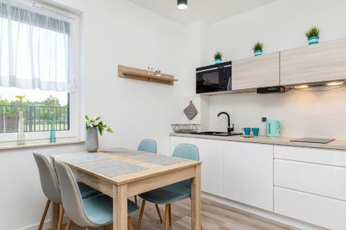 Sunny Rewal Apartments By Renters