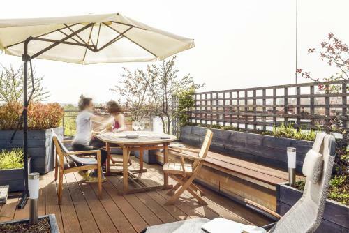 Empire Apartment By Renters Prestige