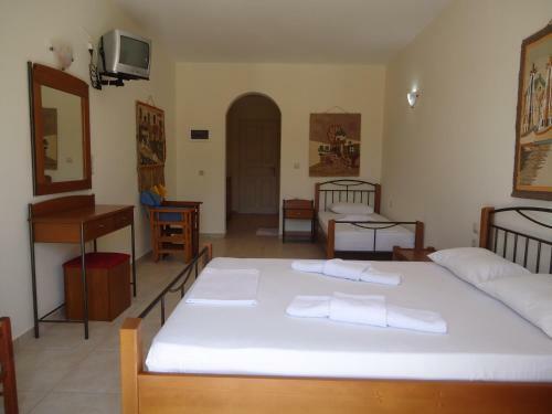 Hotel Melissa Rooms