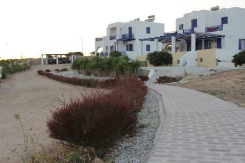 Hostal Petros Rooms
