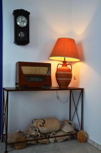 Hostal Petros Rooms