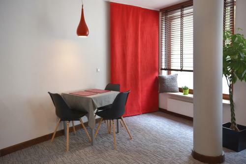 Szucha Apartments
