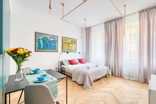 P&o Serviced Apartments Old Town Square Studio