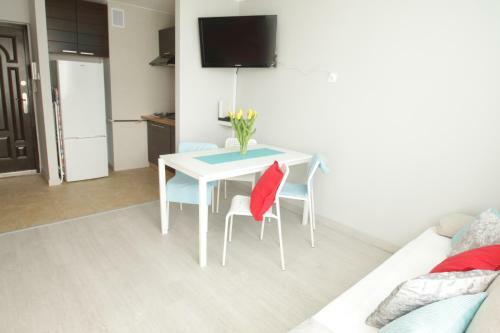 Happy Home Krochmalna Apartment