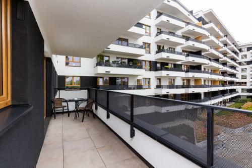 Mokotow Business Center Apartments By Renters