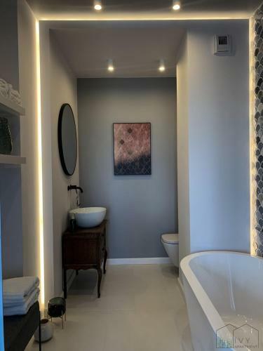 Ivy Apartment