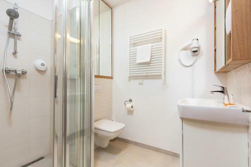 Business Studio Apartments By Renters