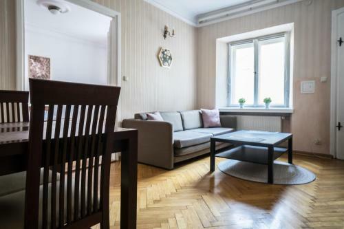 Elegant Apartment Royal Route II