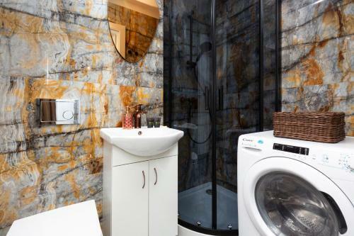 Warsaw Central Apartments By Renters