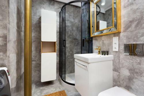 Warsaw Central Apartments By Renters