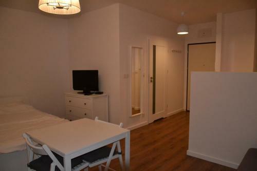 Great Apart Mokot�w