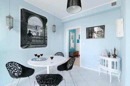 Notabene Wola Apartment