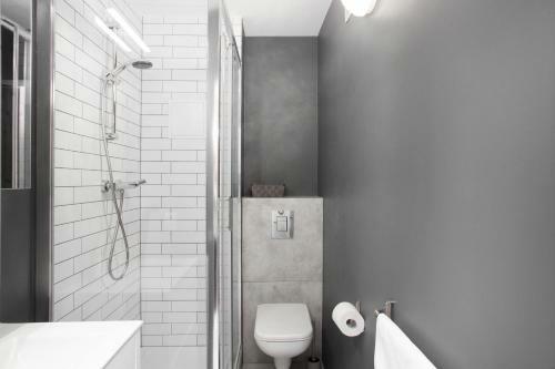 First Central Apartments By Renters
