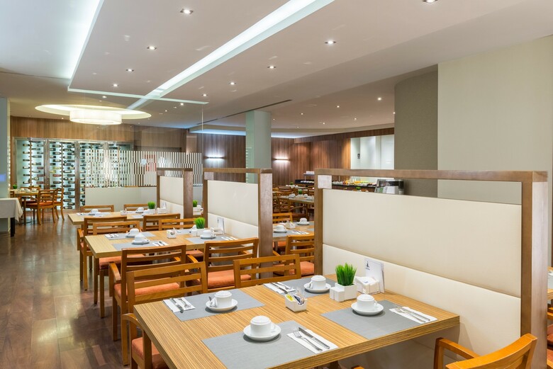 Hotel Port Feria Valencia