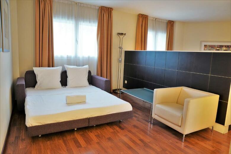 Hotel Port Feria Valencia