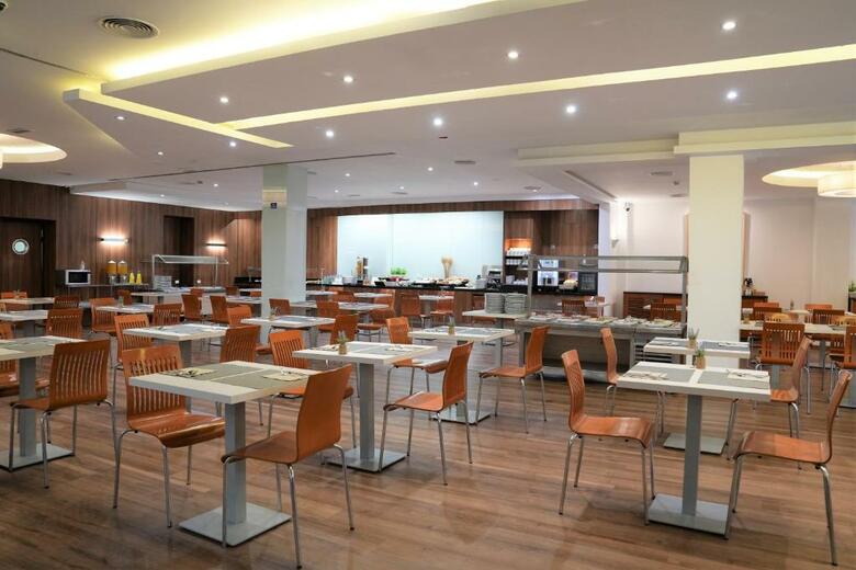 Hotel Port Feria Valencia