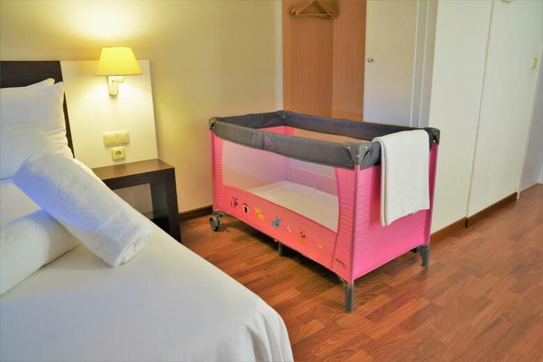 Hotel Port Feria Valencia