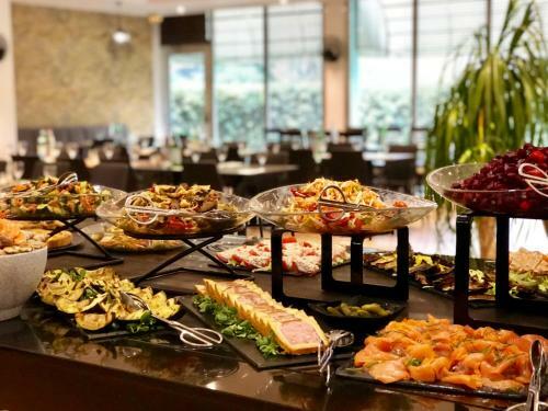 Hotel Best Western Charles De Gaulle Airport