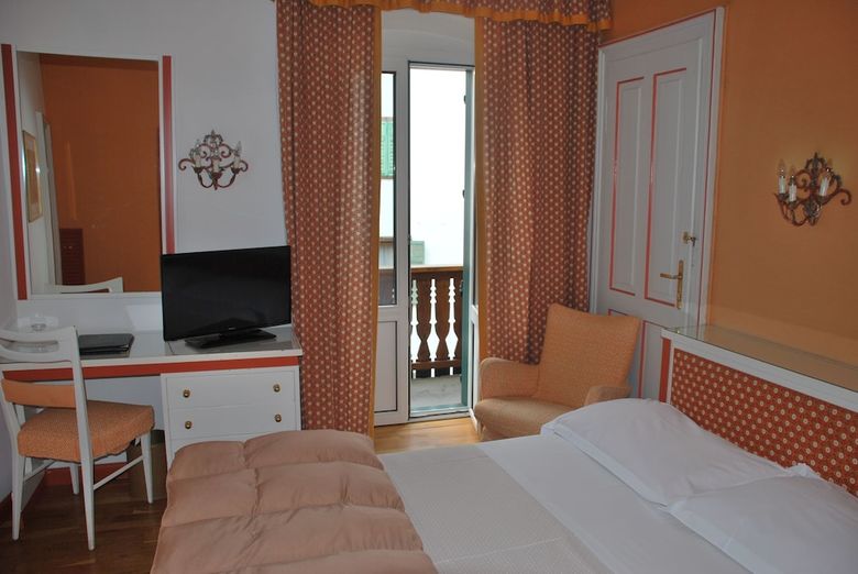 Hotel De La Poste