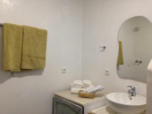 Hostal Maistrali Studios & Apartments