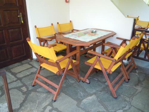 Dimitros Apartments