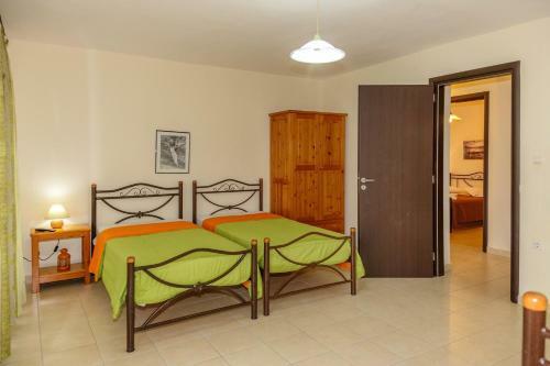 Maria - Pavlos Studios And Apartments
