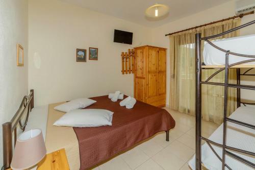 Maria - Pavlos Studios And Apartments