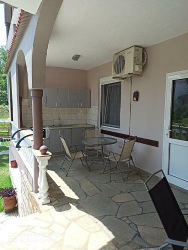 Apartamento Grivas House
