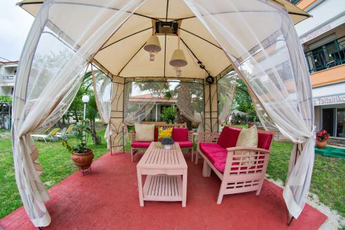Apartamento Tsitsirikos Studios