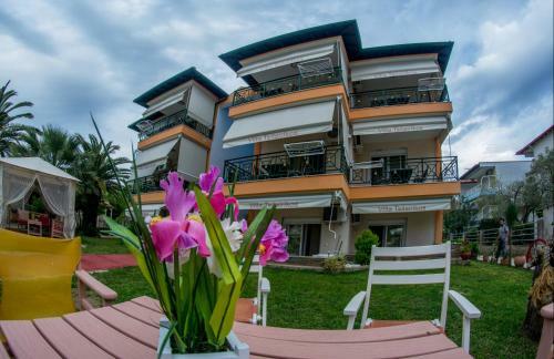 Apartamento Tsitsirikos Studios