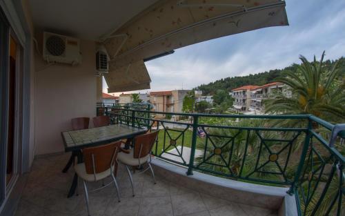 Apartamento Tsitsirikos Studios