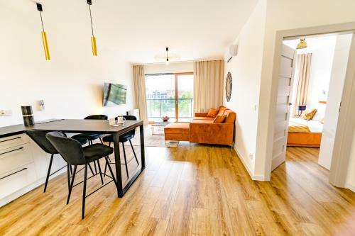About Art Apartments